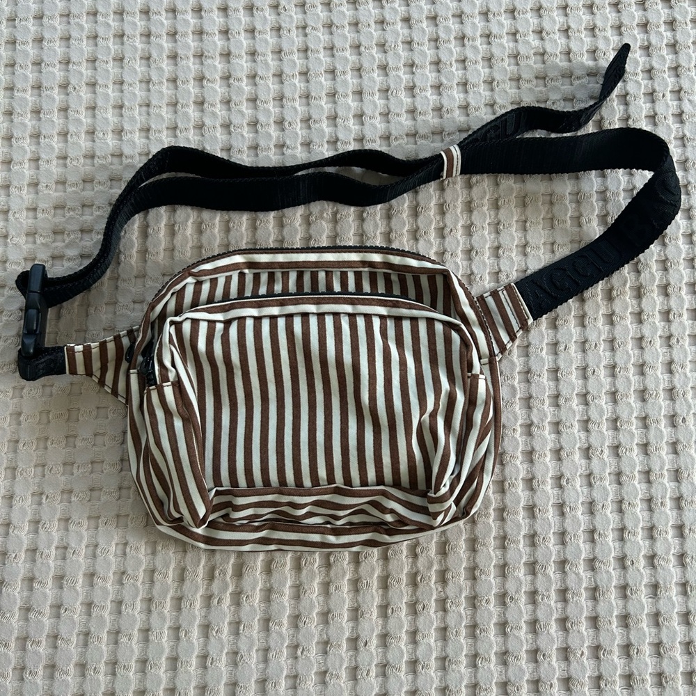 BAGGU FANNY PACK